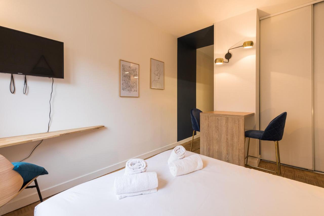 Dify Charme - Bord Du Rhone Apartamento Lyon Exterior foto